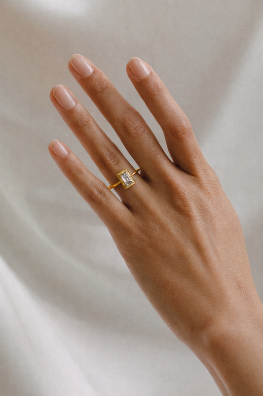Ring Lya